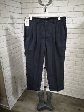NWT Claiborne Luxe Men's Size 36/29 Navy Pleated Front No Iron Dress Pants